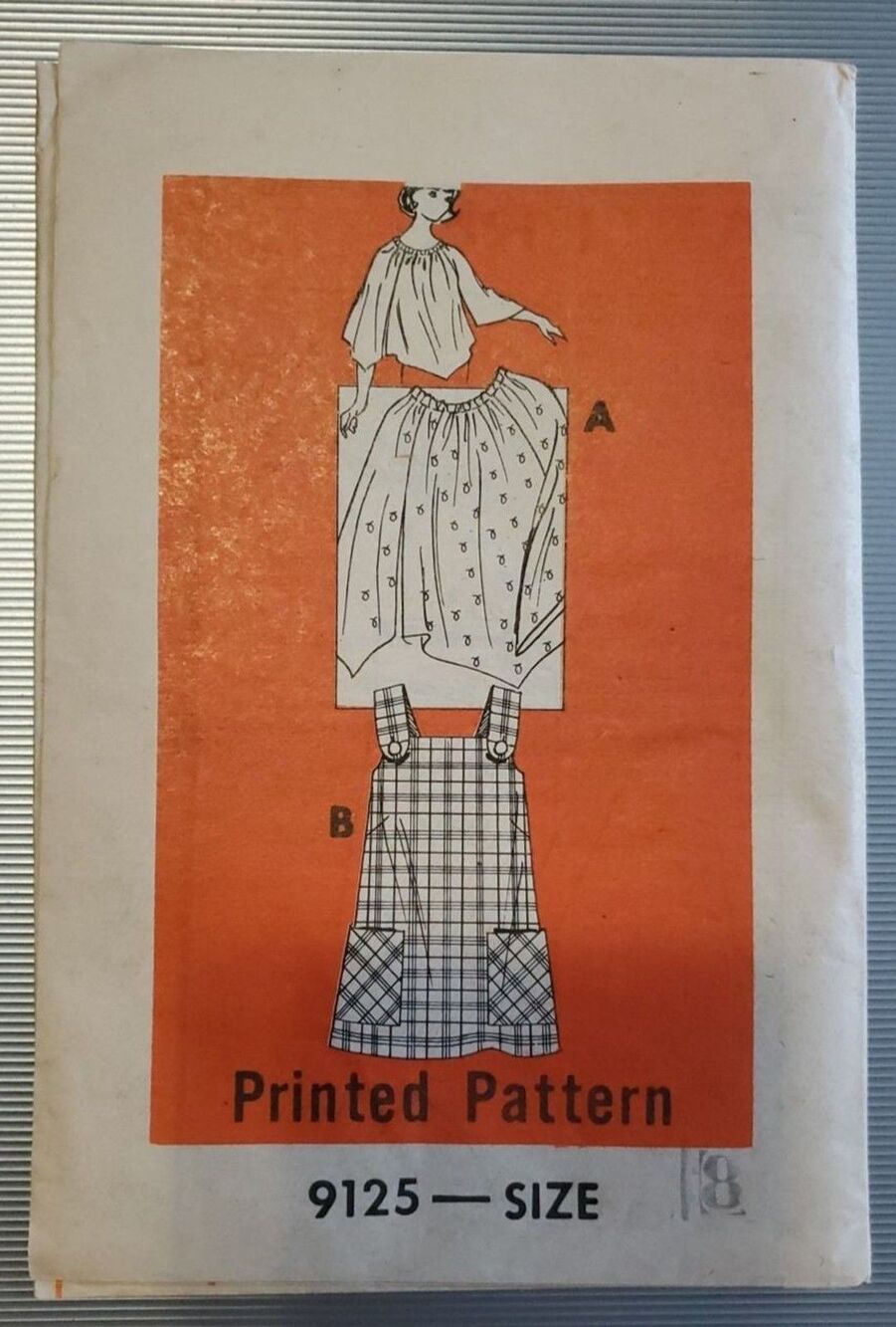 Vintage Workbasket 9125 Sewing Pattern Women’s Peasant Top Jumper Sz 8 UNCUT